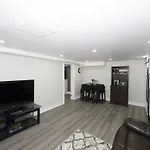 Serene Niagara Guest House